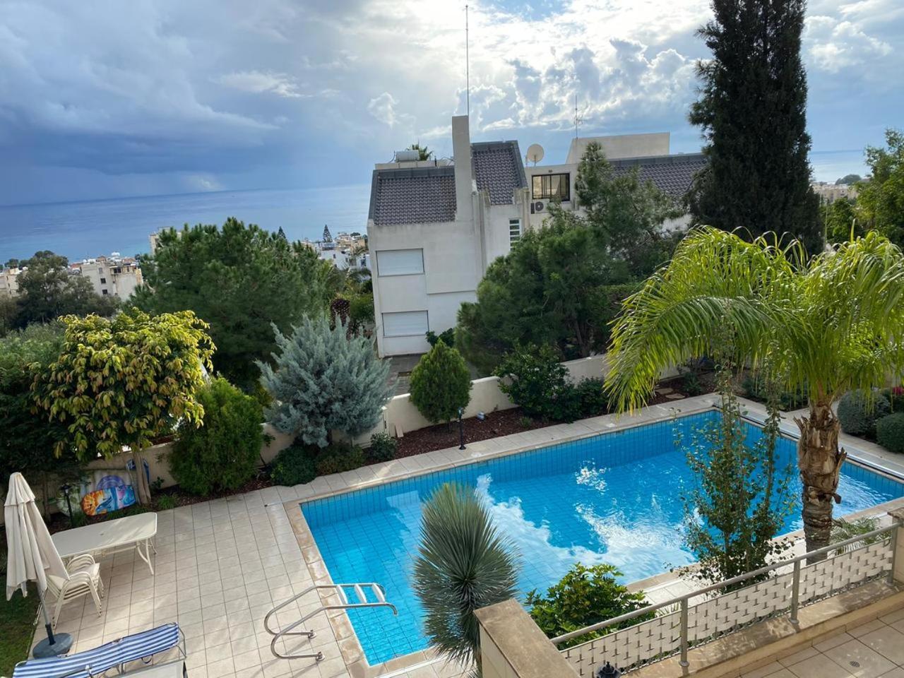 Seaview 6 Bedroom Villa & Private Pool Limassol Værelse billede